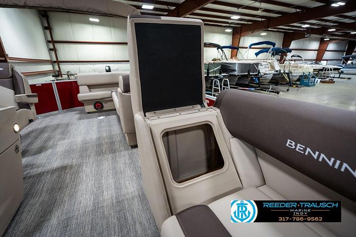 2025 Bennington 21 SLS