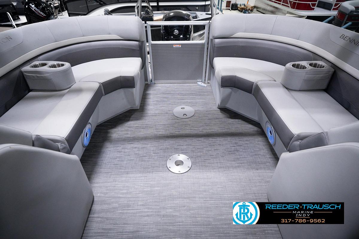 Used 2023 Bennington 23 SXSR