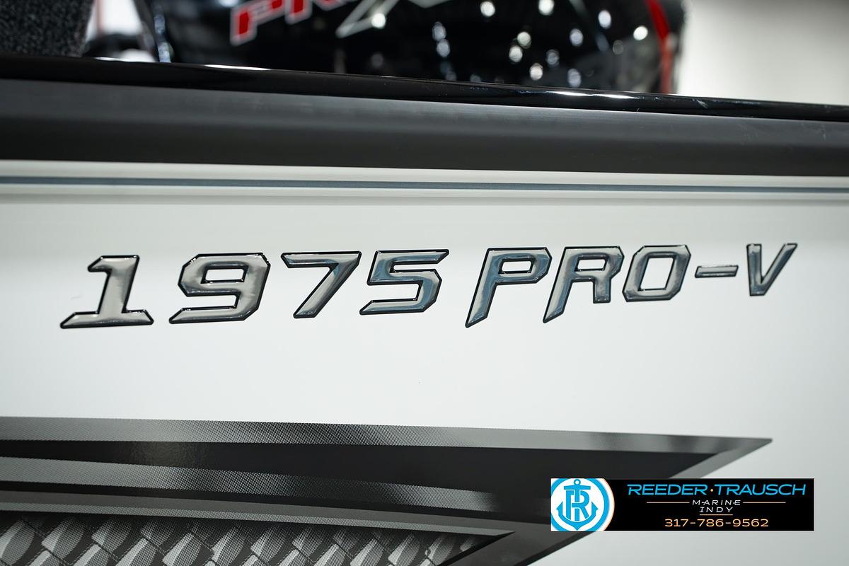 2026 Lund 1975 Pro V Sport
