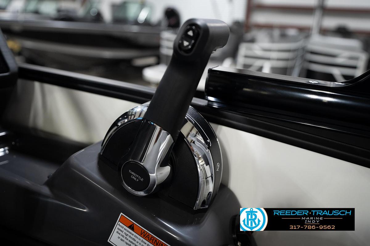 2026 Bennington 22 MSB