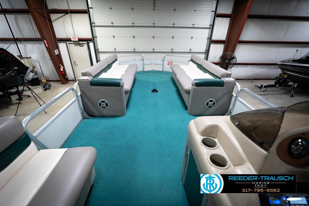 Used 1996 Suntracker Party Barge 24