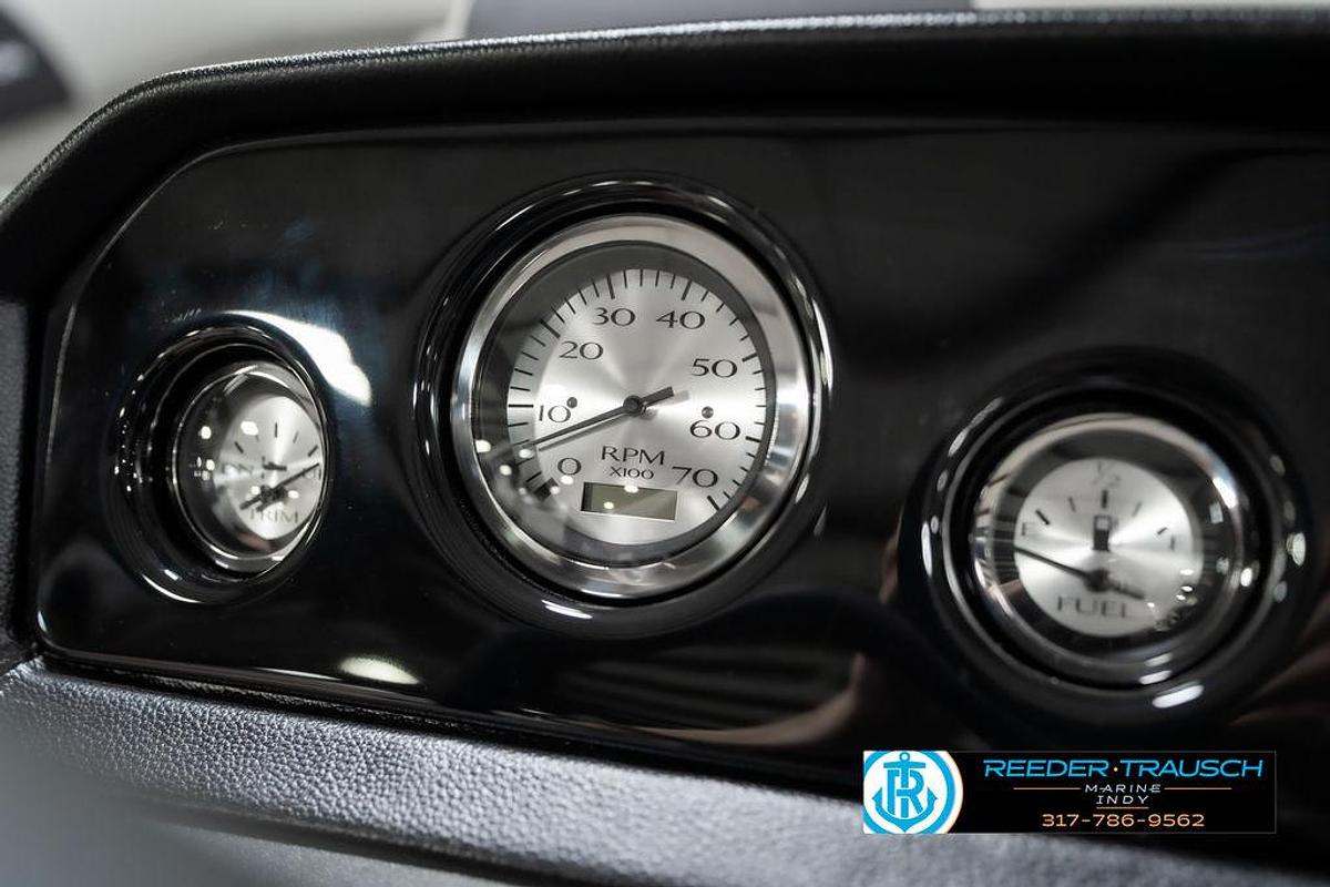 2025 Bennington 22 SSB