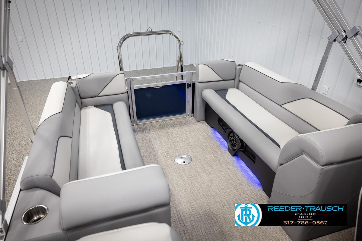 Used 2025 Avalon 2380 VEN QL