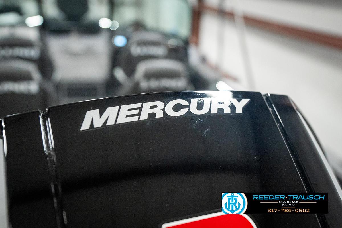 2025 Lund 2075 Impact XS