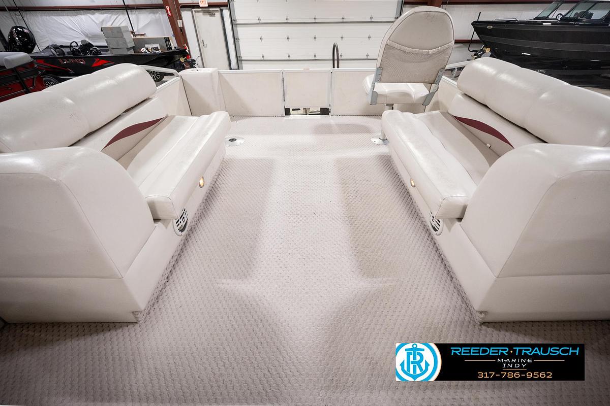 Used 2005 Crest 22 Crest III XRS