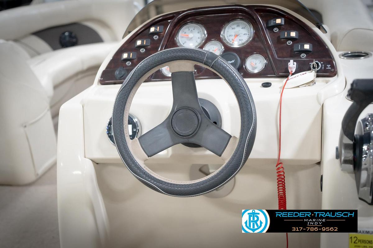 Used 2014 SunChaser Classic 8522 Lounger