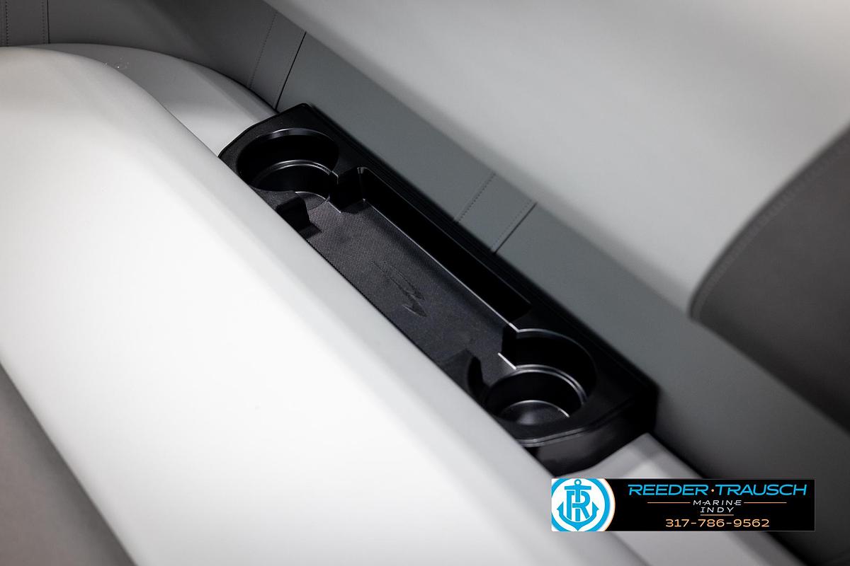 2025 Bennington 21 SL