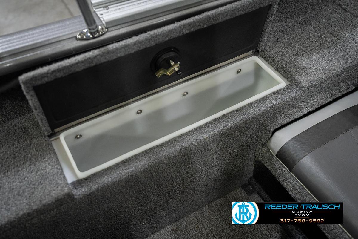 Used 2023 Lund 1875 Impact XS