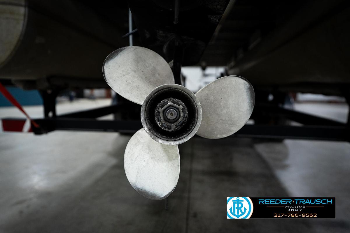 Used 1996 Suntracker Party Barge 24