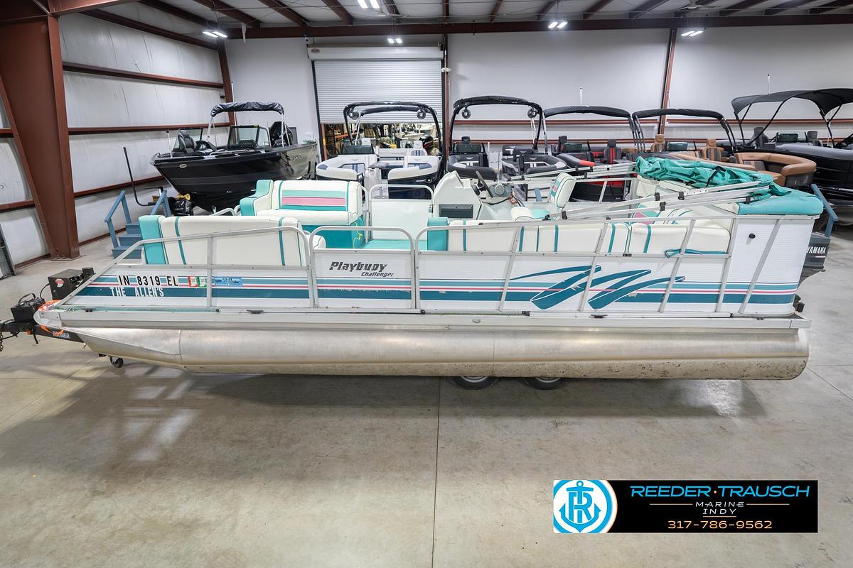 Used 1993 Avalon Playbuoy Challenger