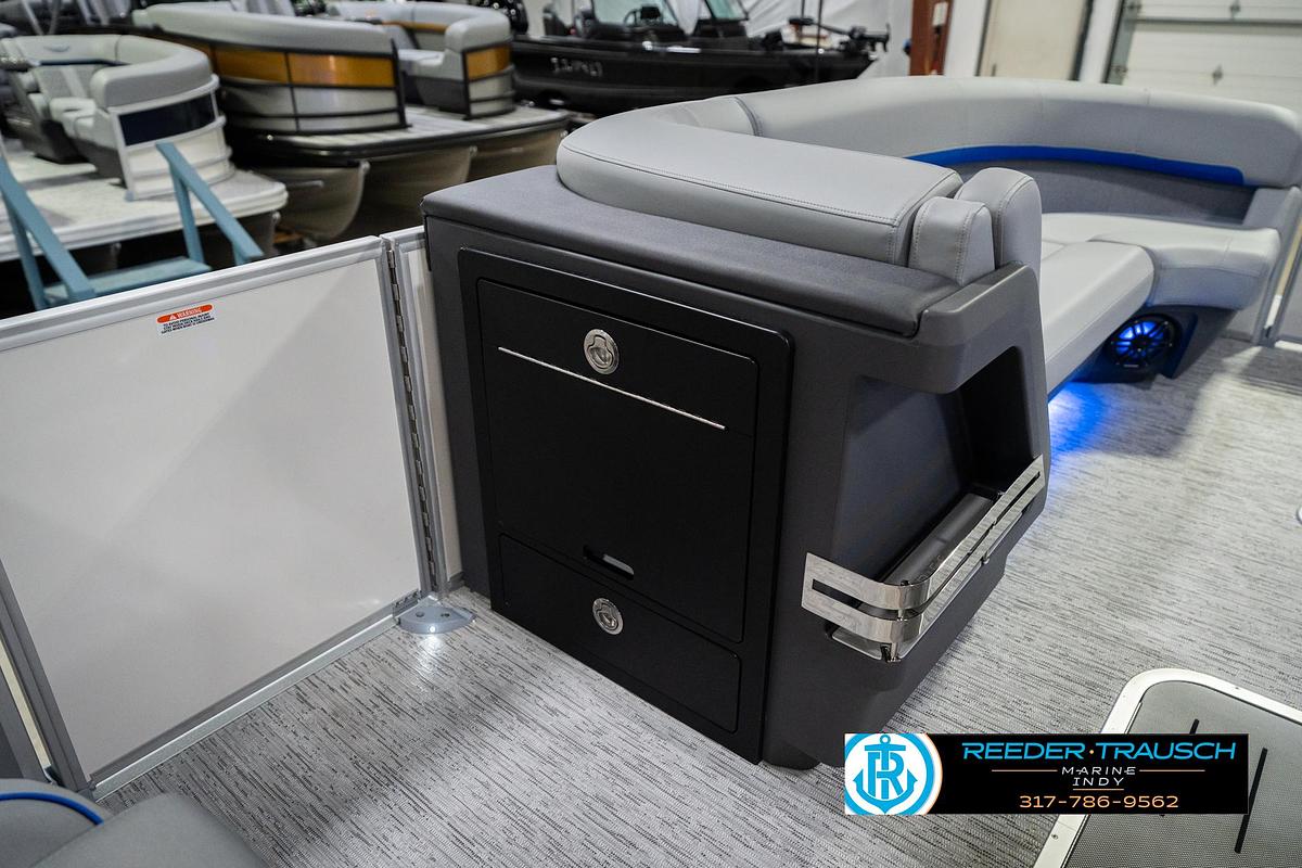 2026 Bennington 24 MOFB