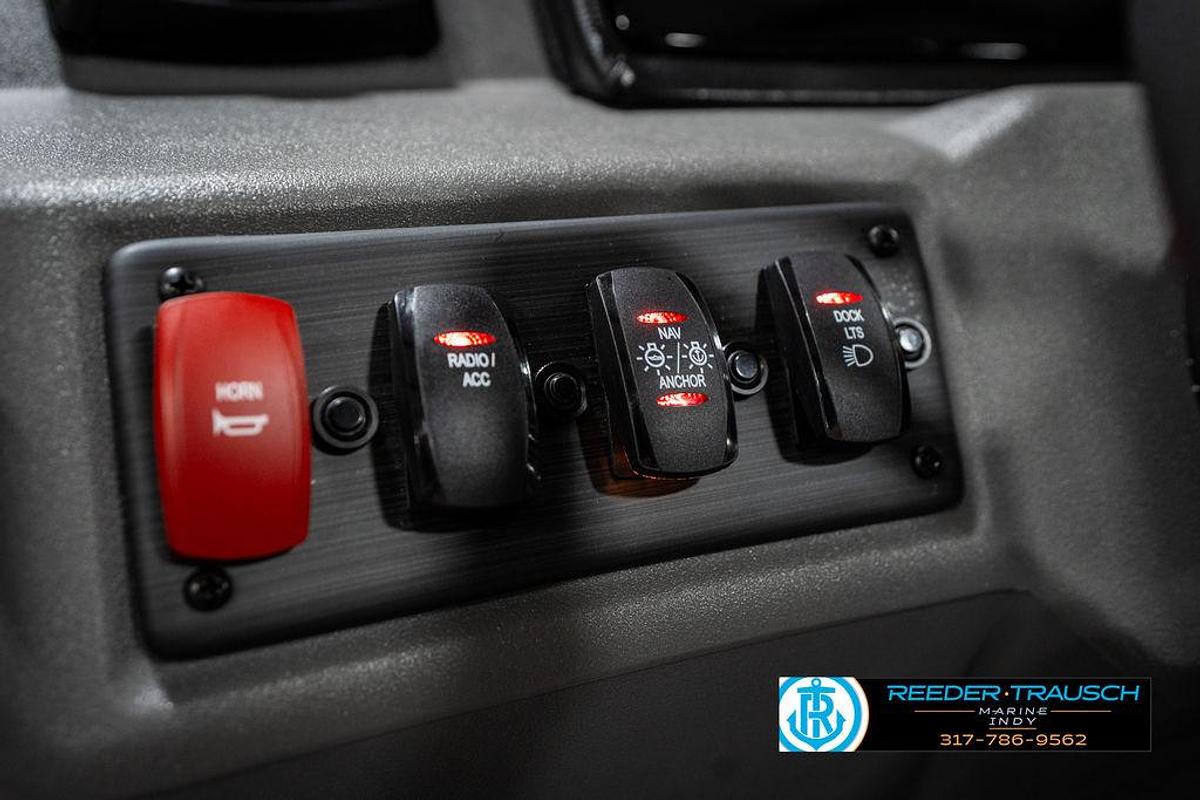 2025 Bennington 22 SSB