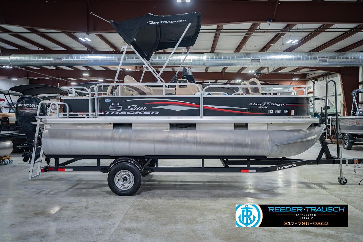 Used 2017 Sun Tracker Fishin' Barge 20 DLX