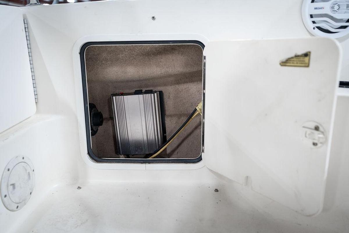 Used 1997 Sea Ray 240 Sundancer