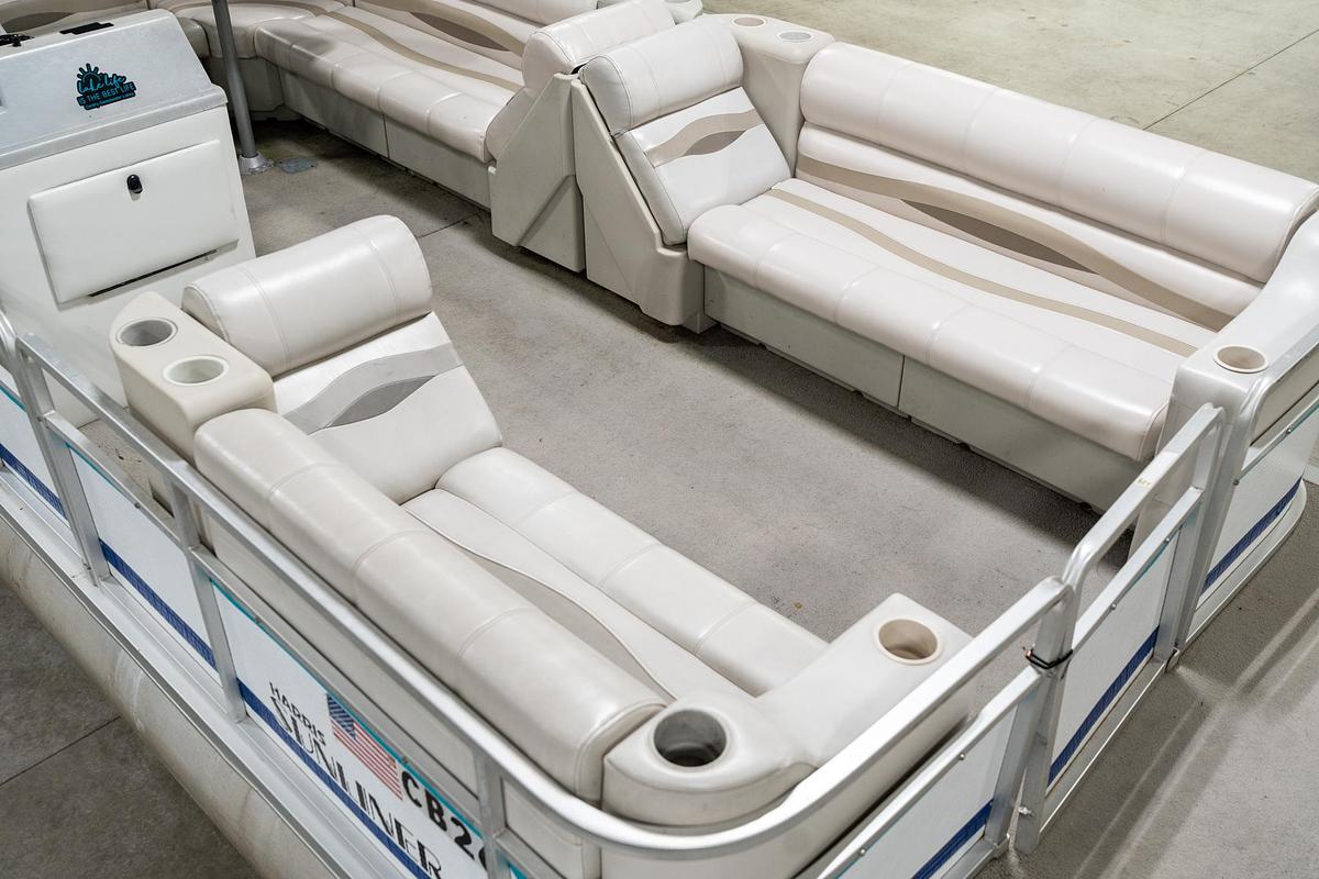 Used 1994 Harris Flote Boat