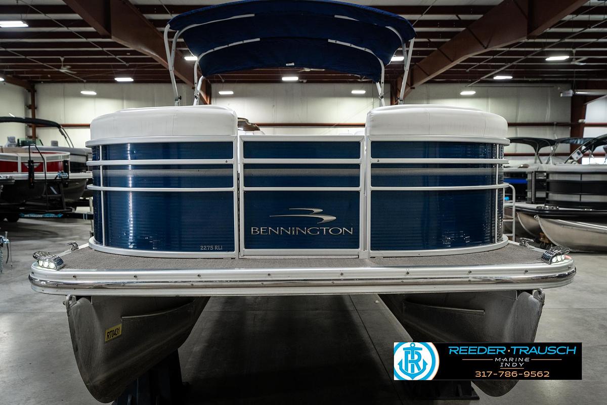 Used 2011 Bennington 2274 RCL