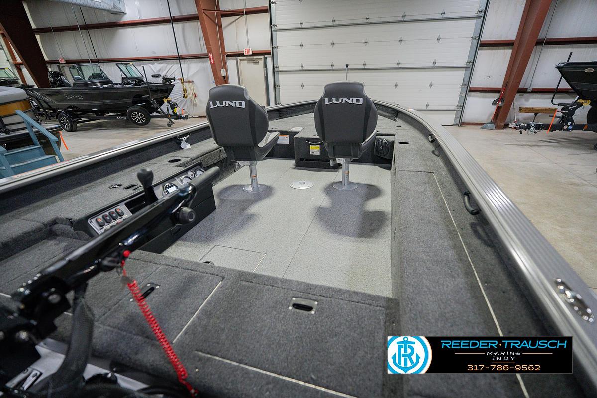 2026 Lund 1875 Pro Guide