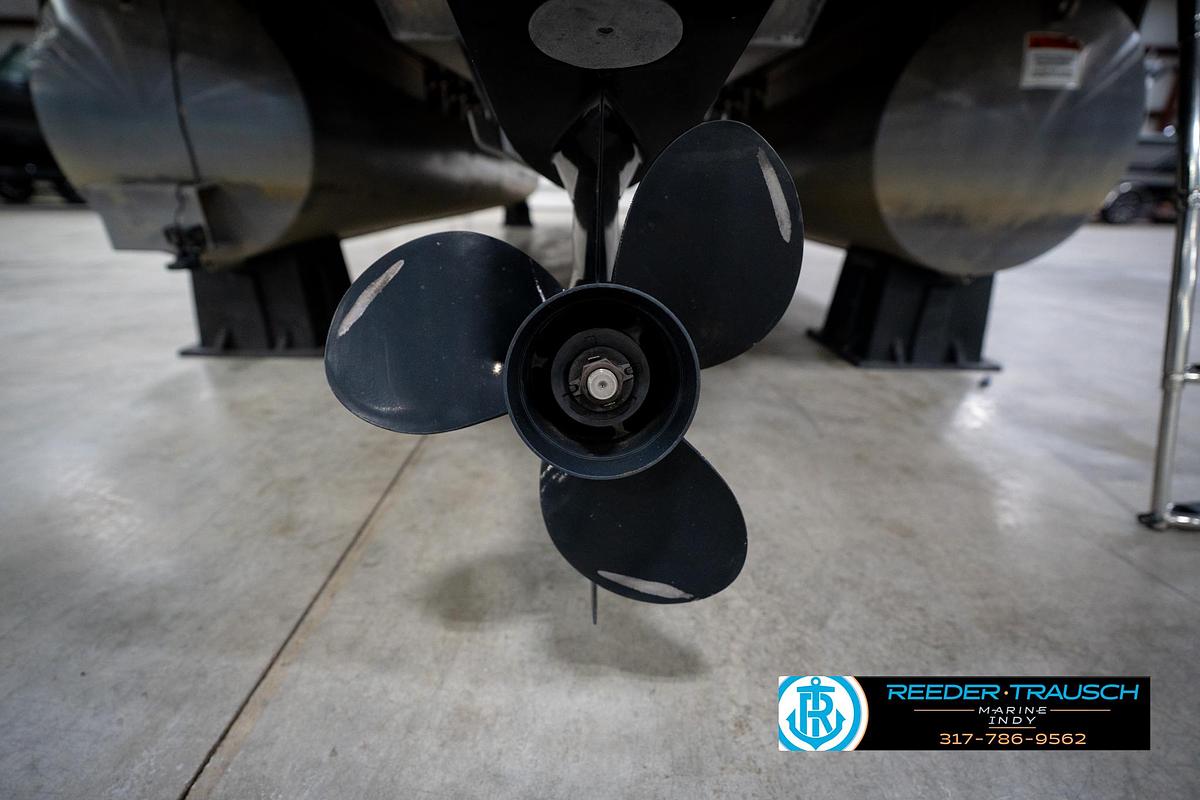 Used 2016 Bennington 2375 RSB