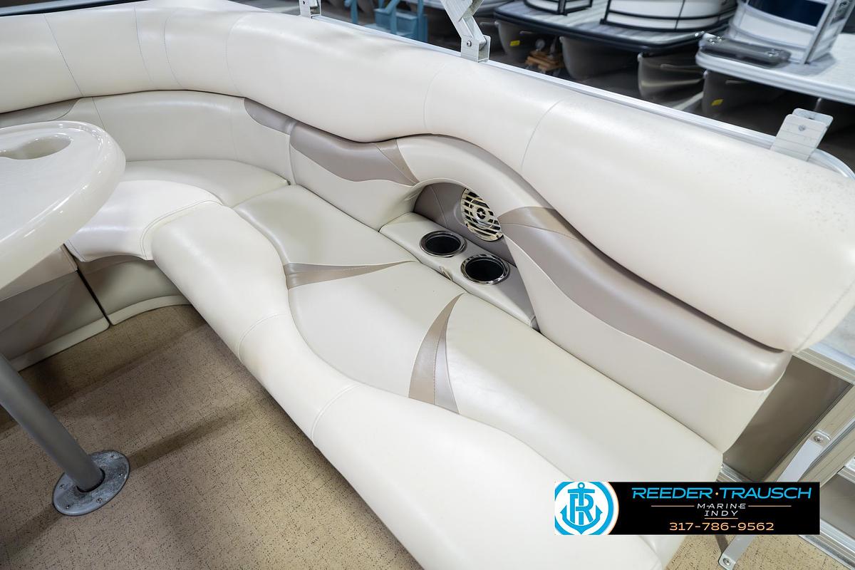 Used 2009 Sylvan 818 Mirage Fish