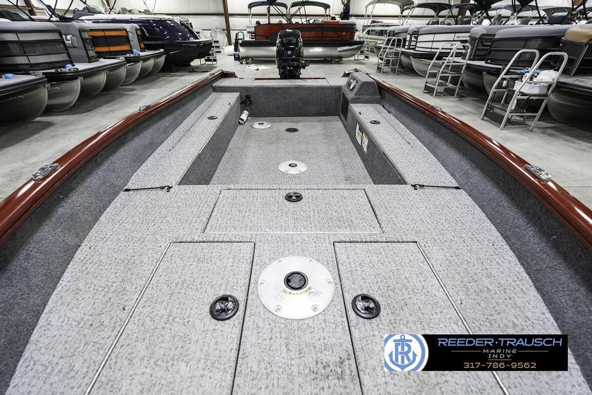 Used 2021 Tracker Super Guide V-16 SC