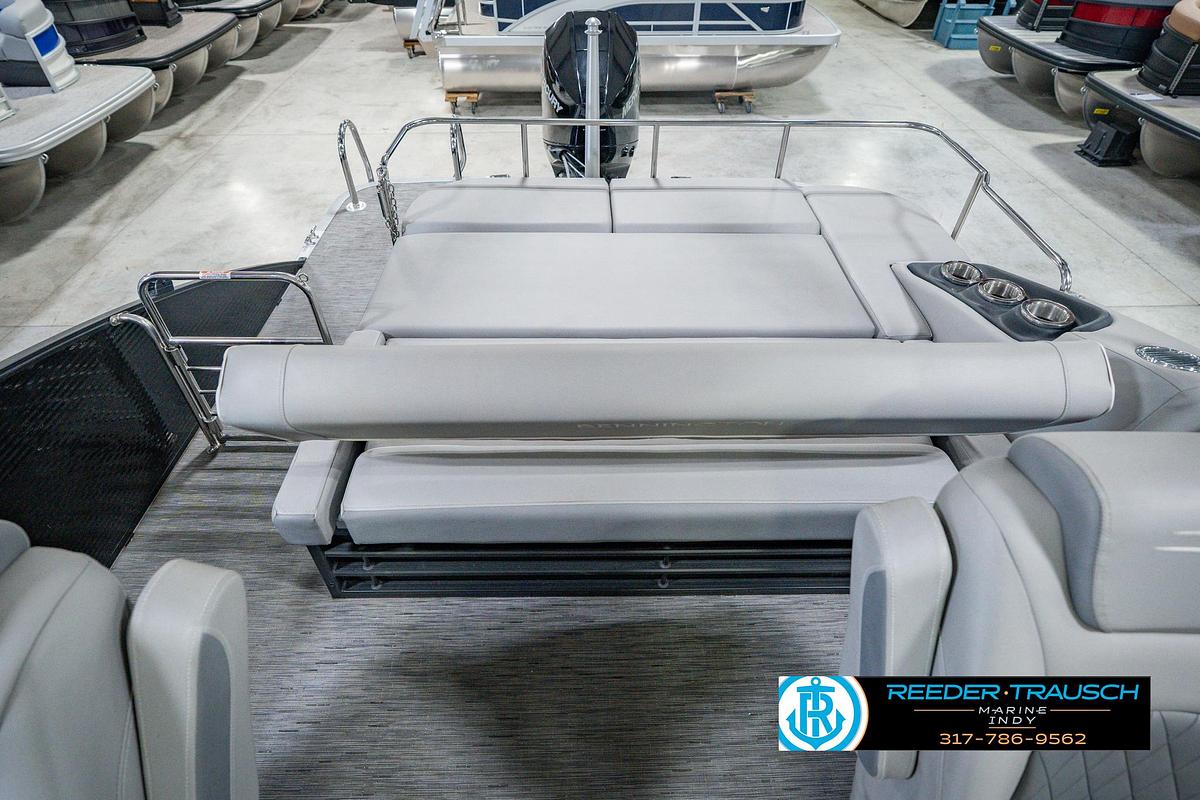 Used 2022 Bennington 23 LTSB