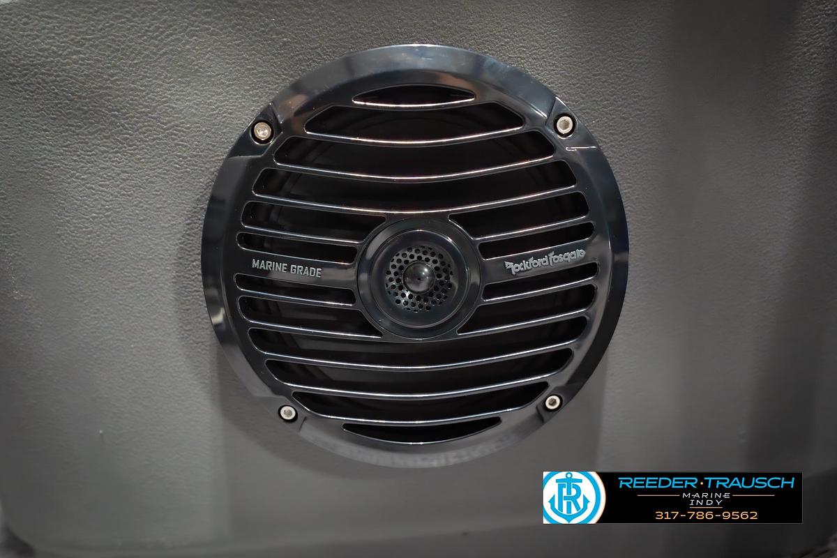 2026 Bennington 22 SSB