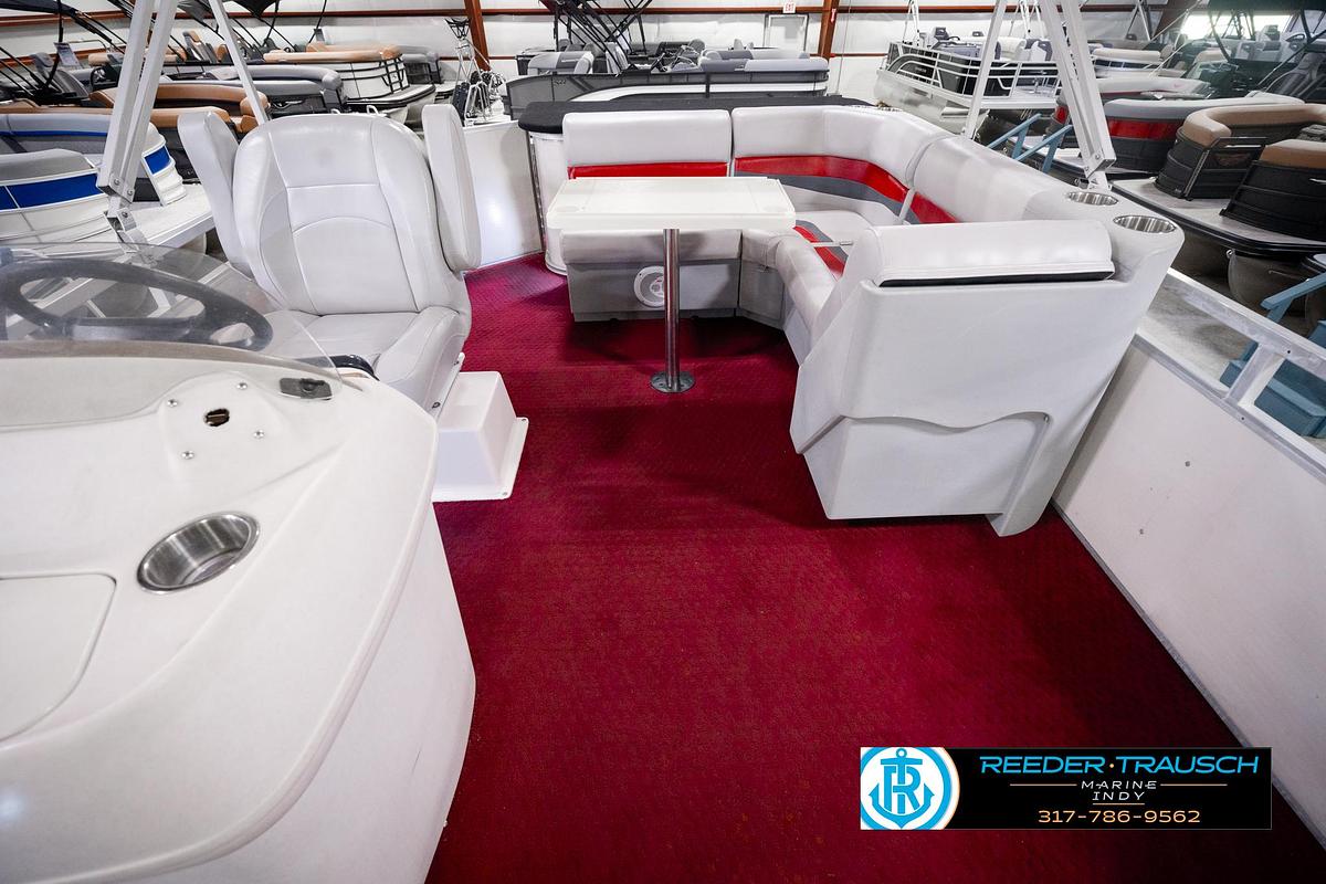 Used 2001 Sweetwater SW2221WR