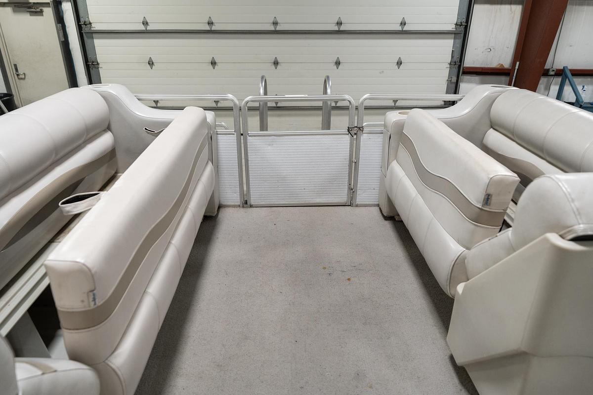 Used 1994 Harris Flote Boat