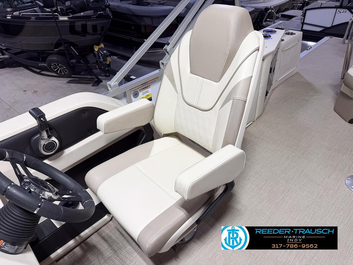 Used 2025 Avalon LSZ 2385 CRB