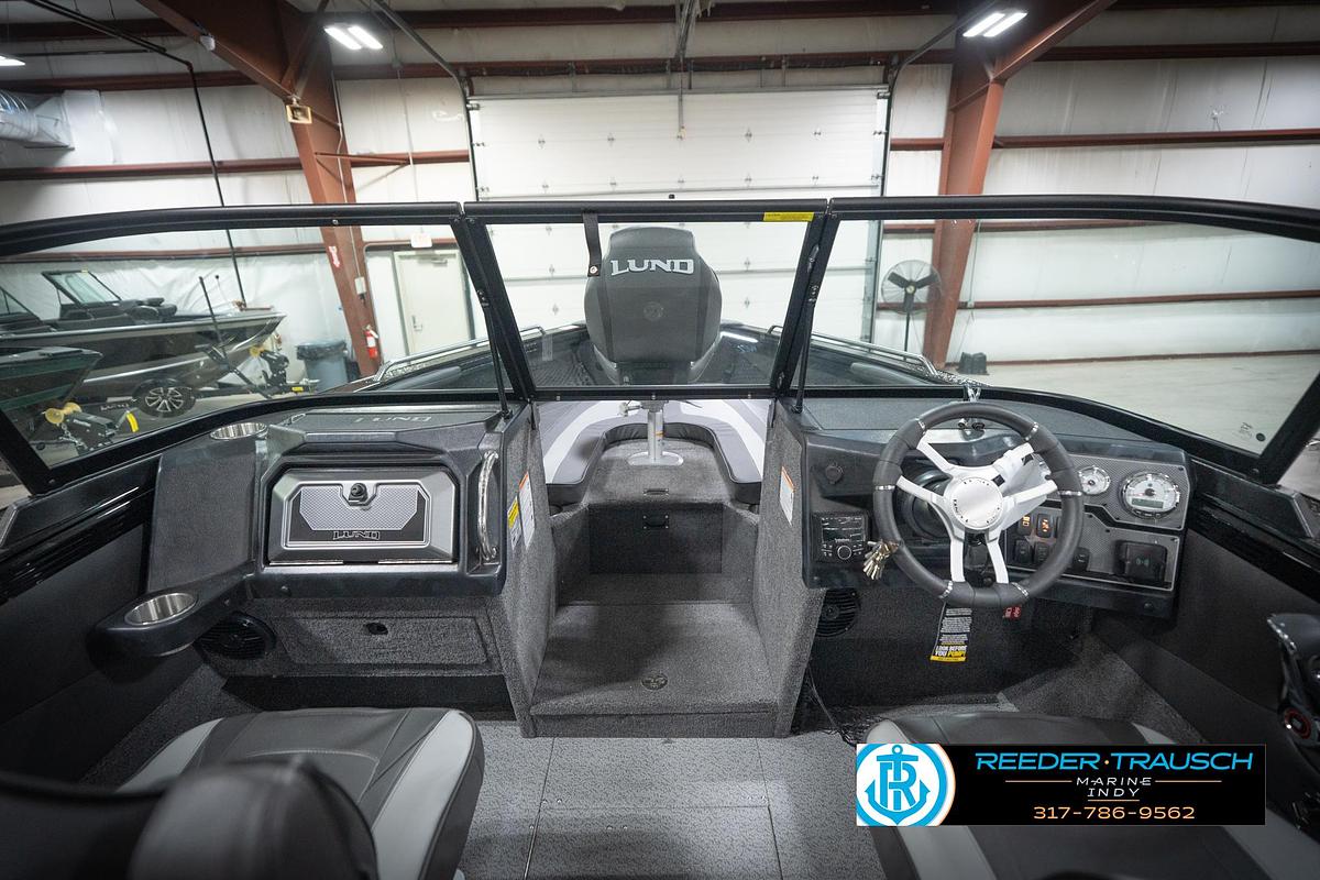 2026 Lund 2275 Baron