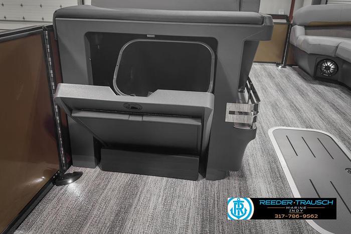 2025 Bennington 24 MFB