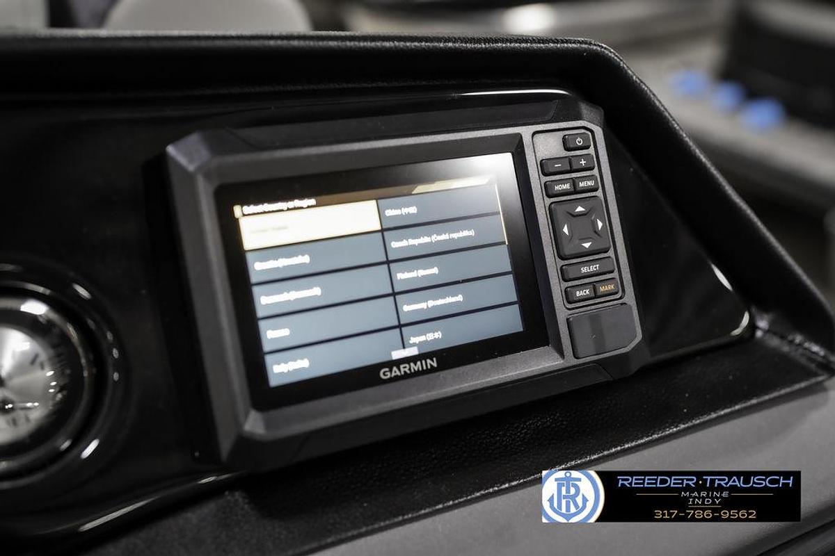 2025 Bennington 22 SSR