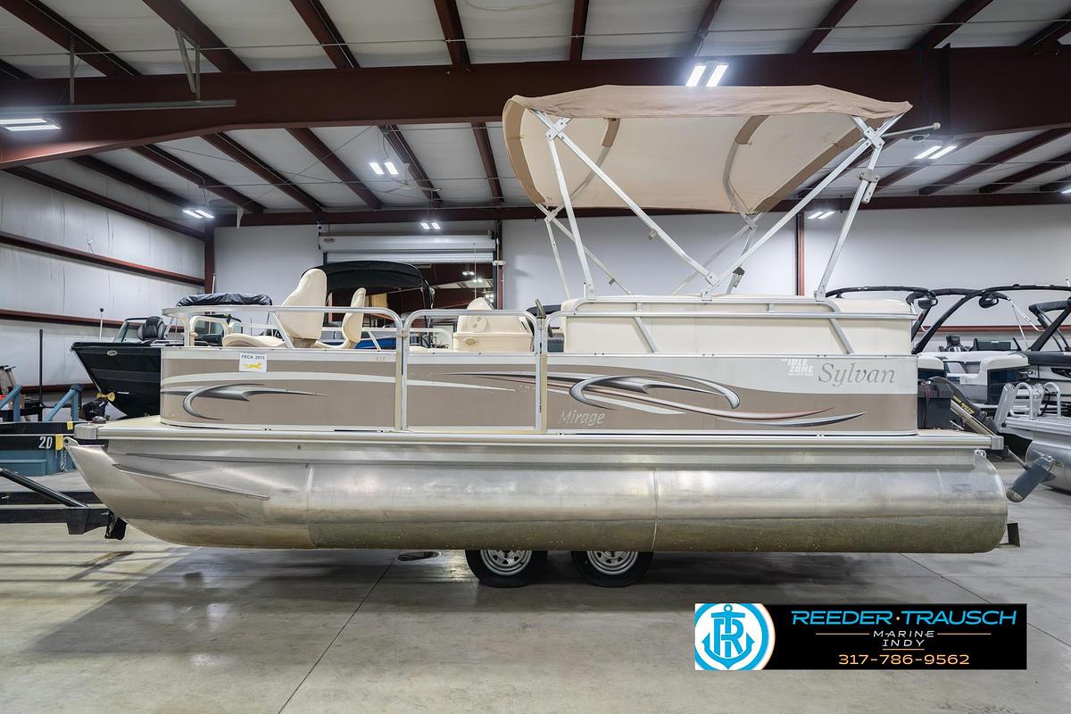 Used 2009 Sylvan 818 Mirage Fish
