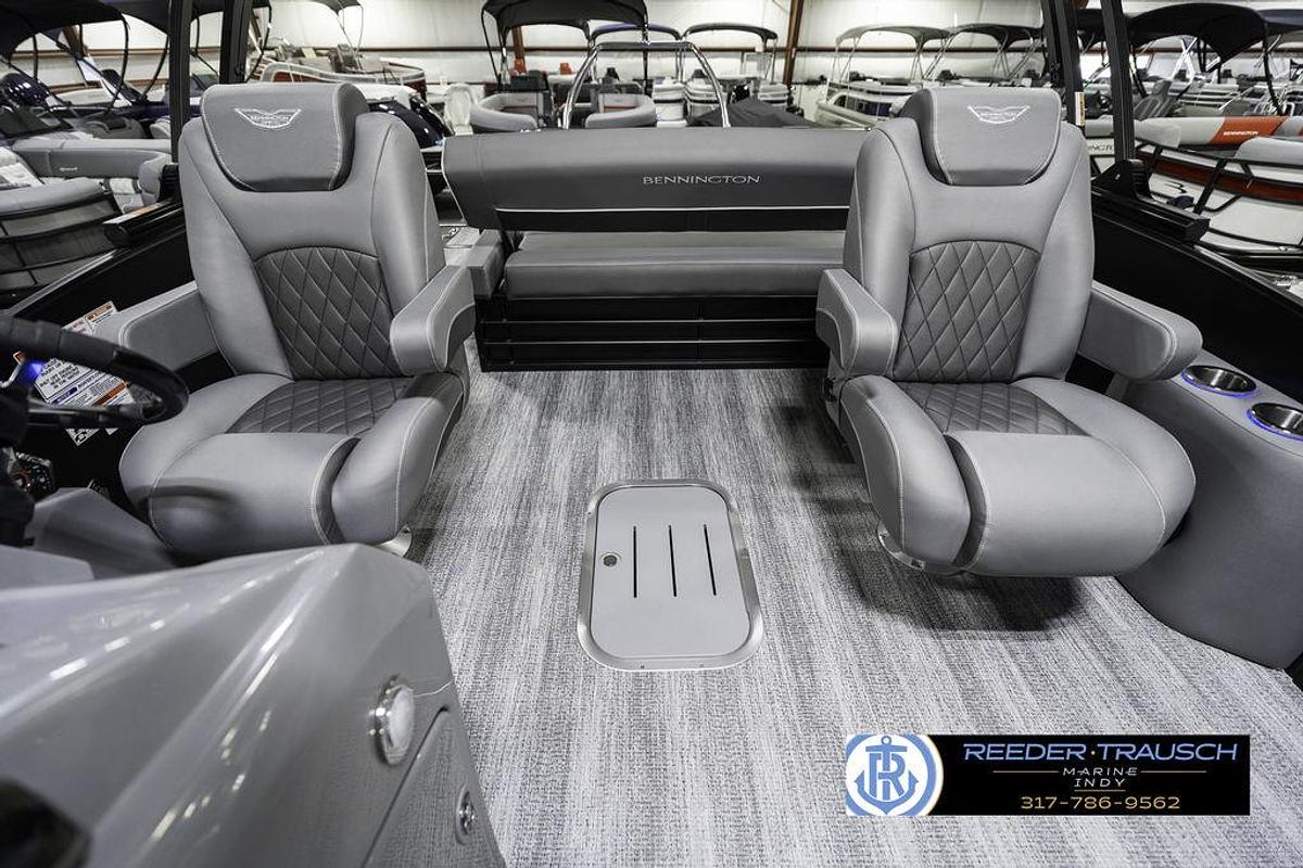 2025 Bennington 23 LTSB