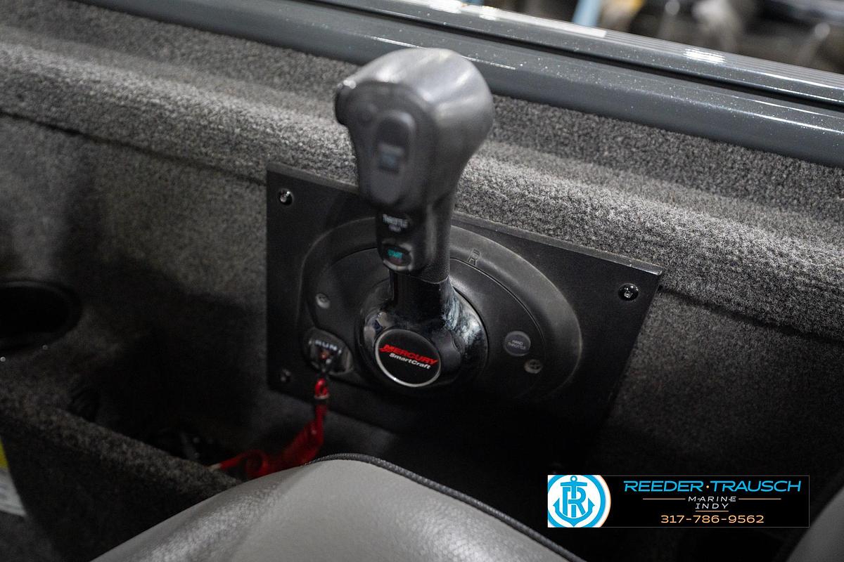 Used 2020 Lund 1875 Pro V Bass