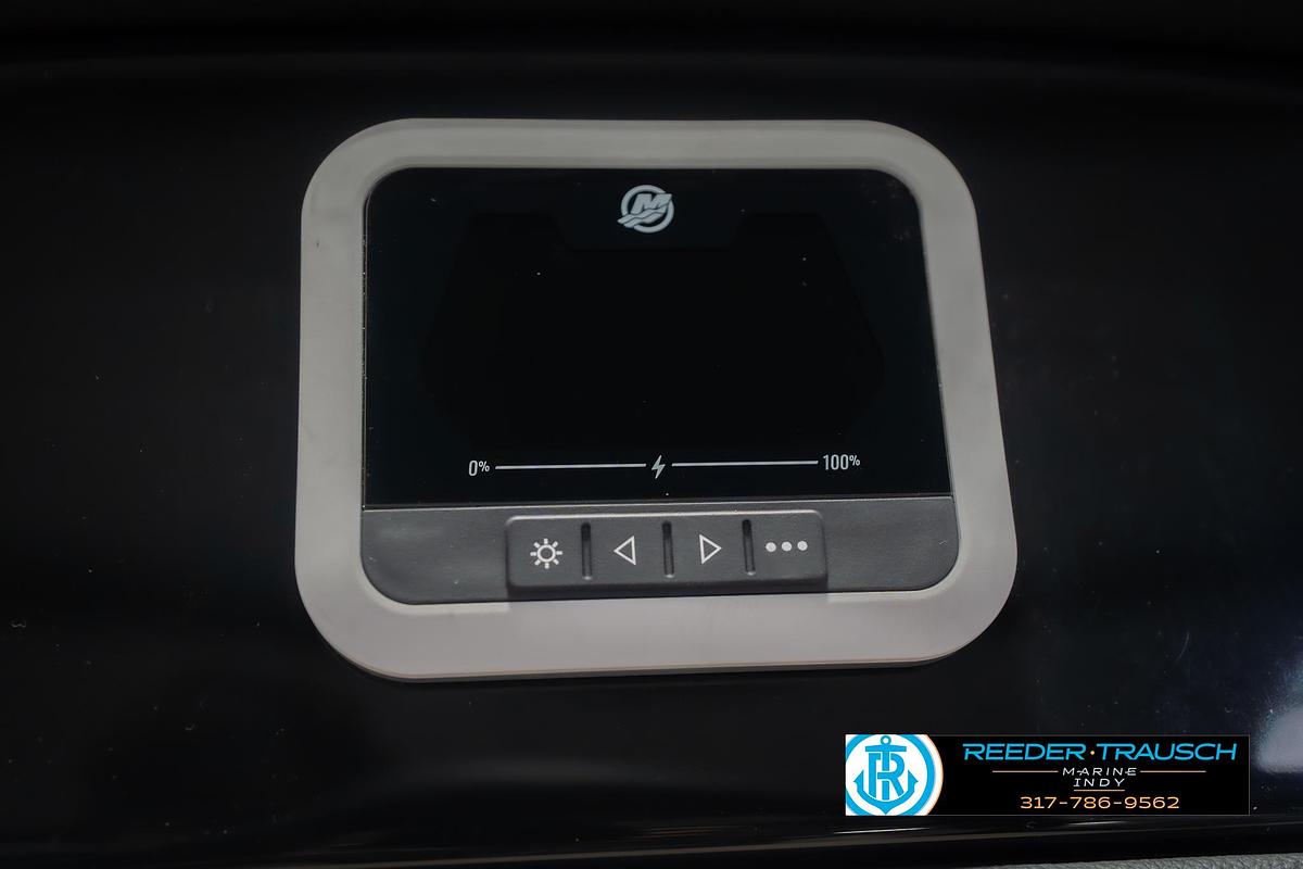 2026 Bennington 168 SLJ