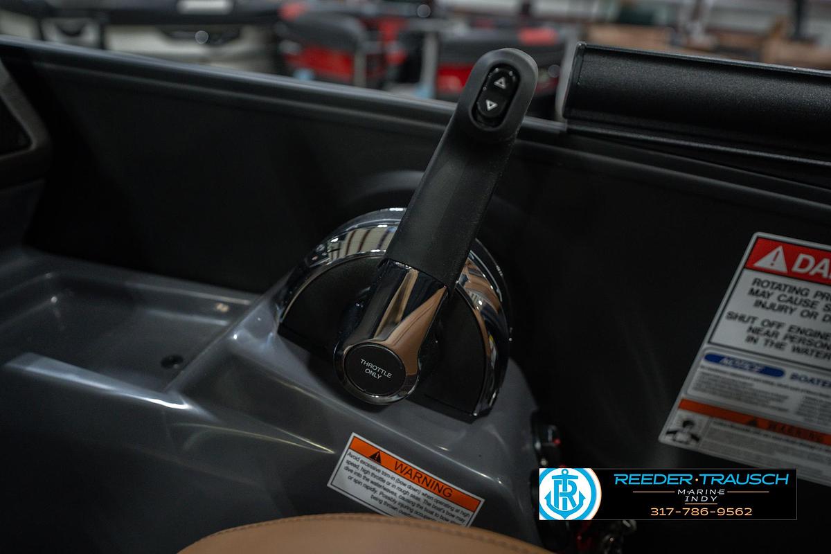 2026 Bennington 22 MFB