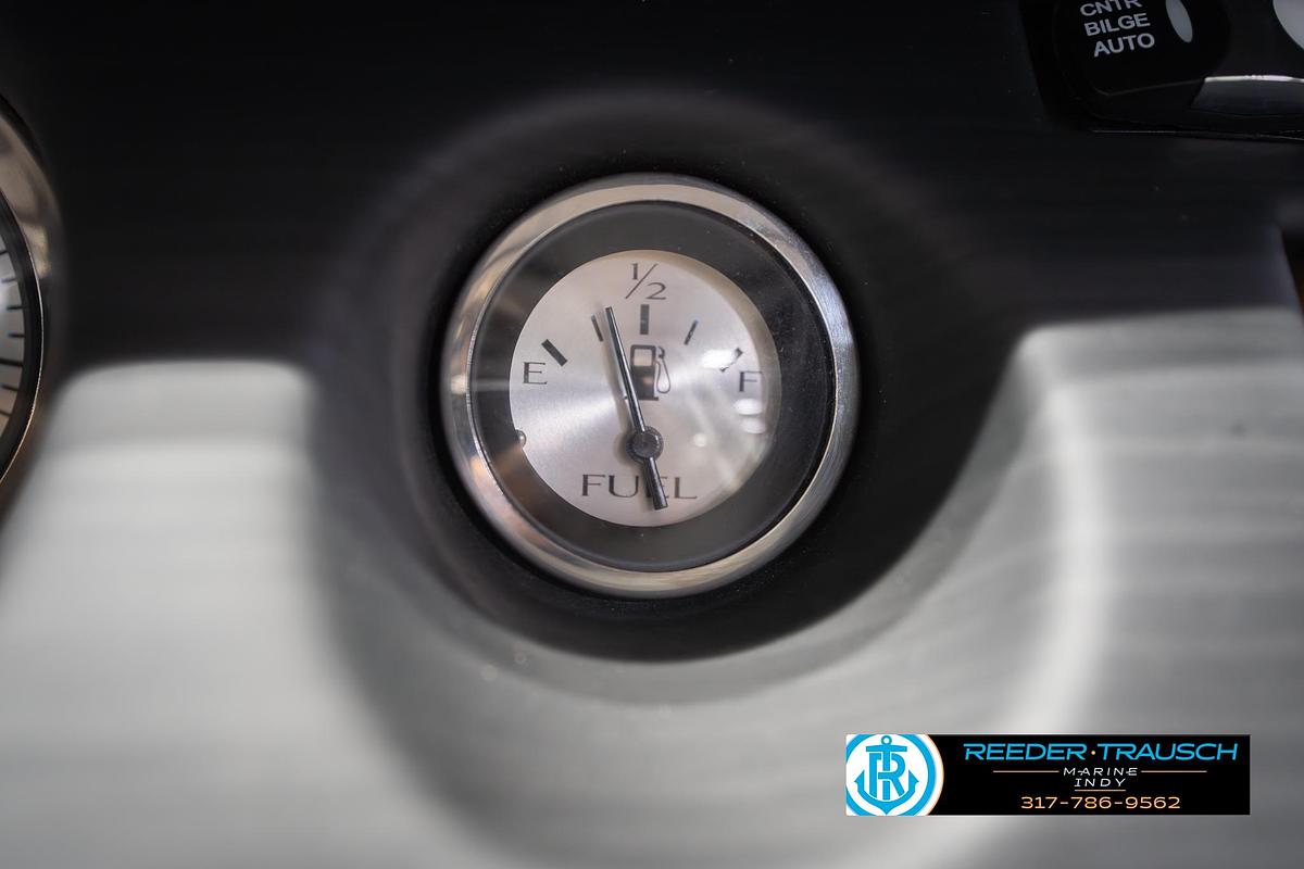 Used 2024 Bennington 23 LSB