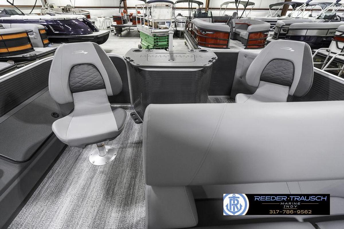 2025 Bennington 21 SS