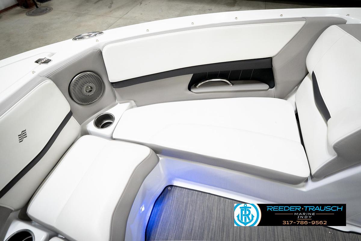 Used 2020 Four Winns MT H210