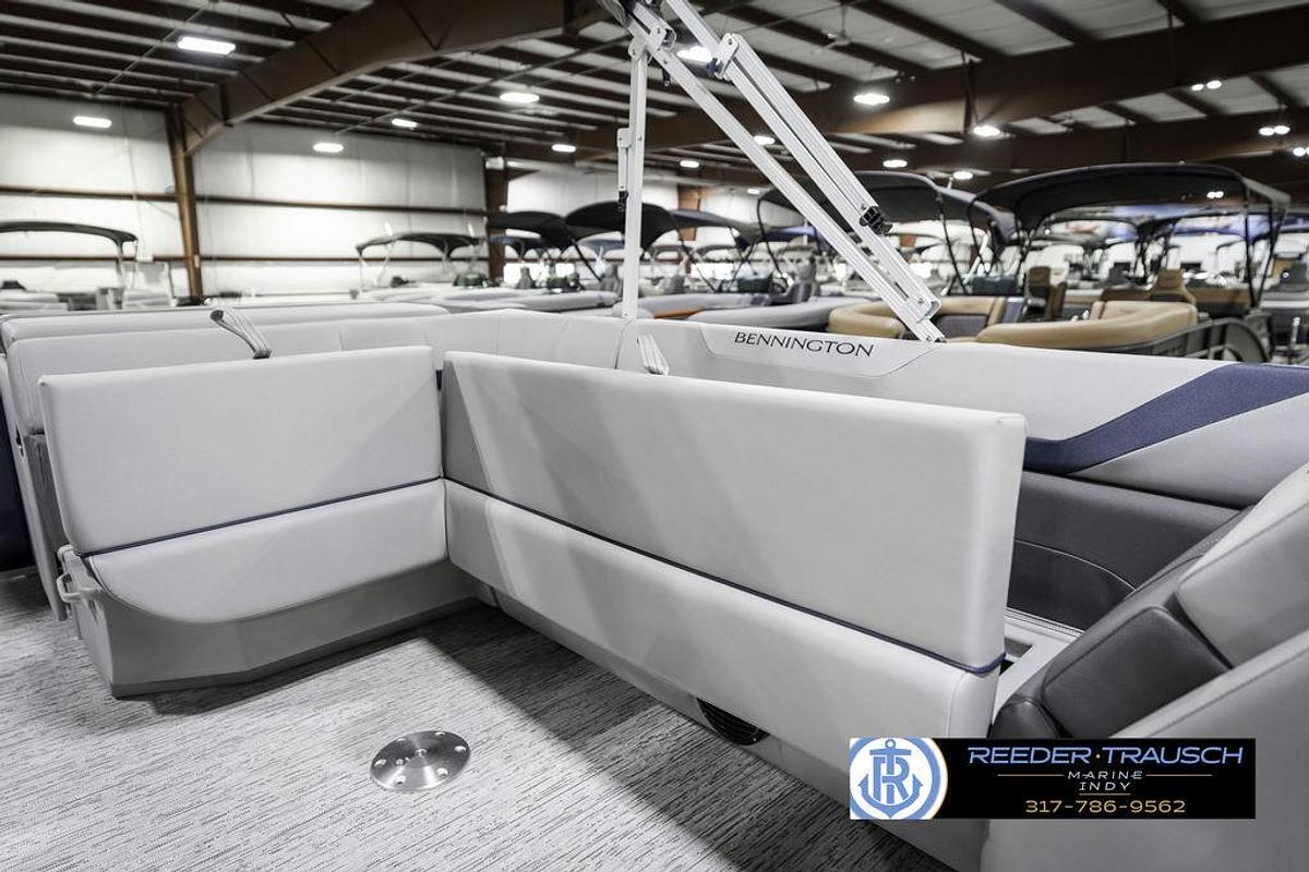 2025 Bennington 22 SXL