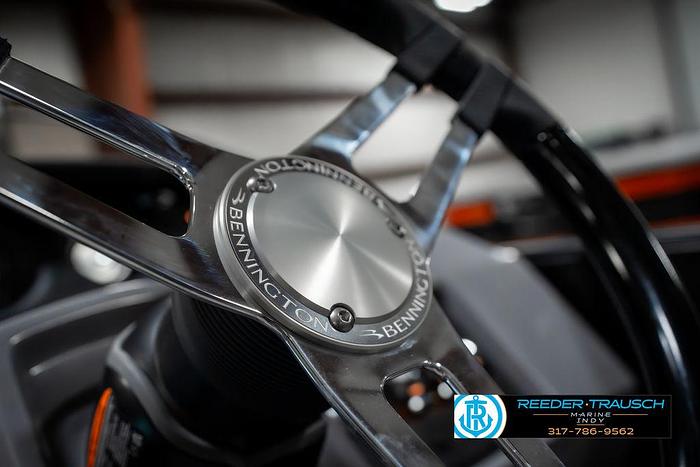 2025 Bennington 23 LPD