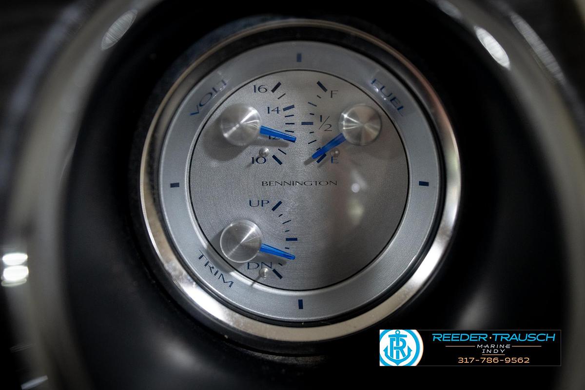Used 2016 Bennington 2375 RSB
