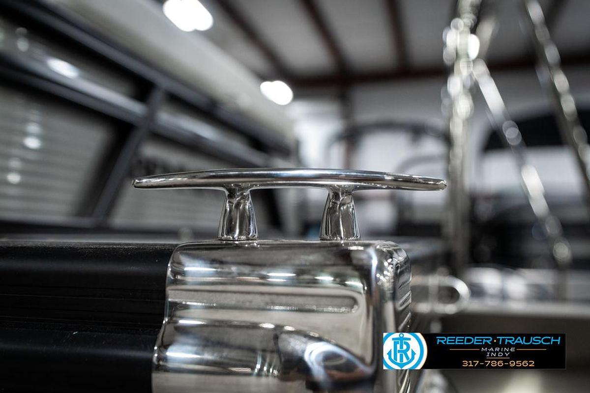 2025 Bennington 22 SSB