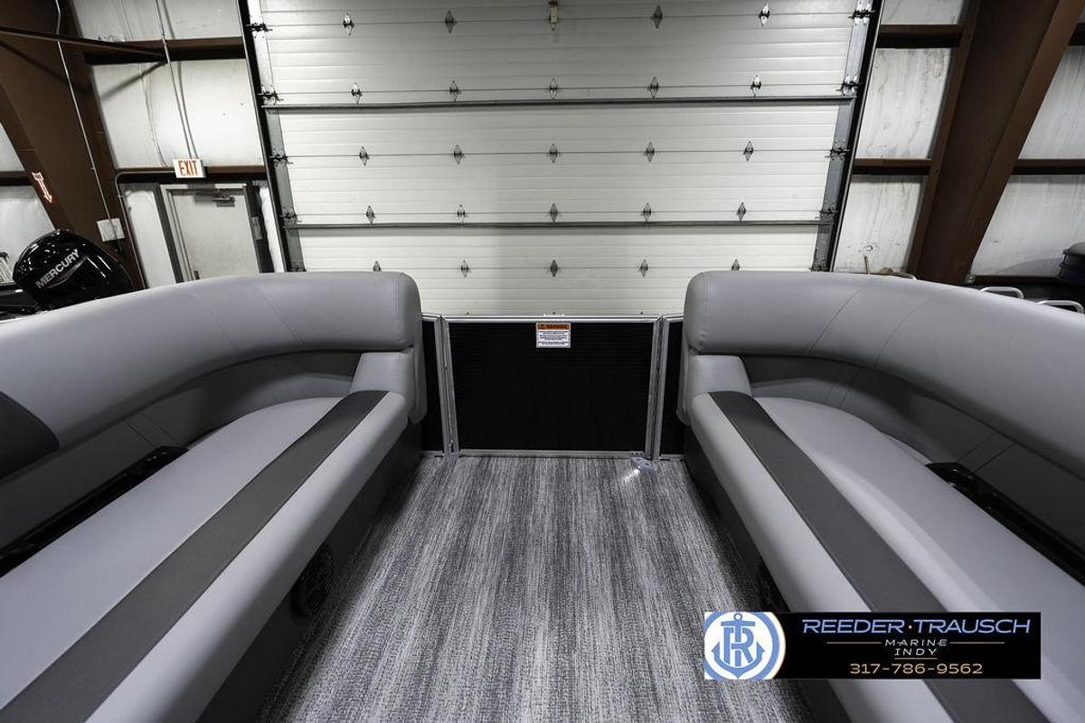 2025 Bennington 21 SS