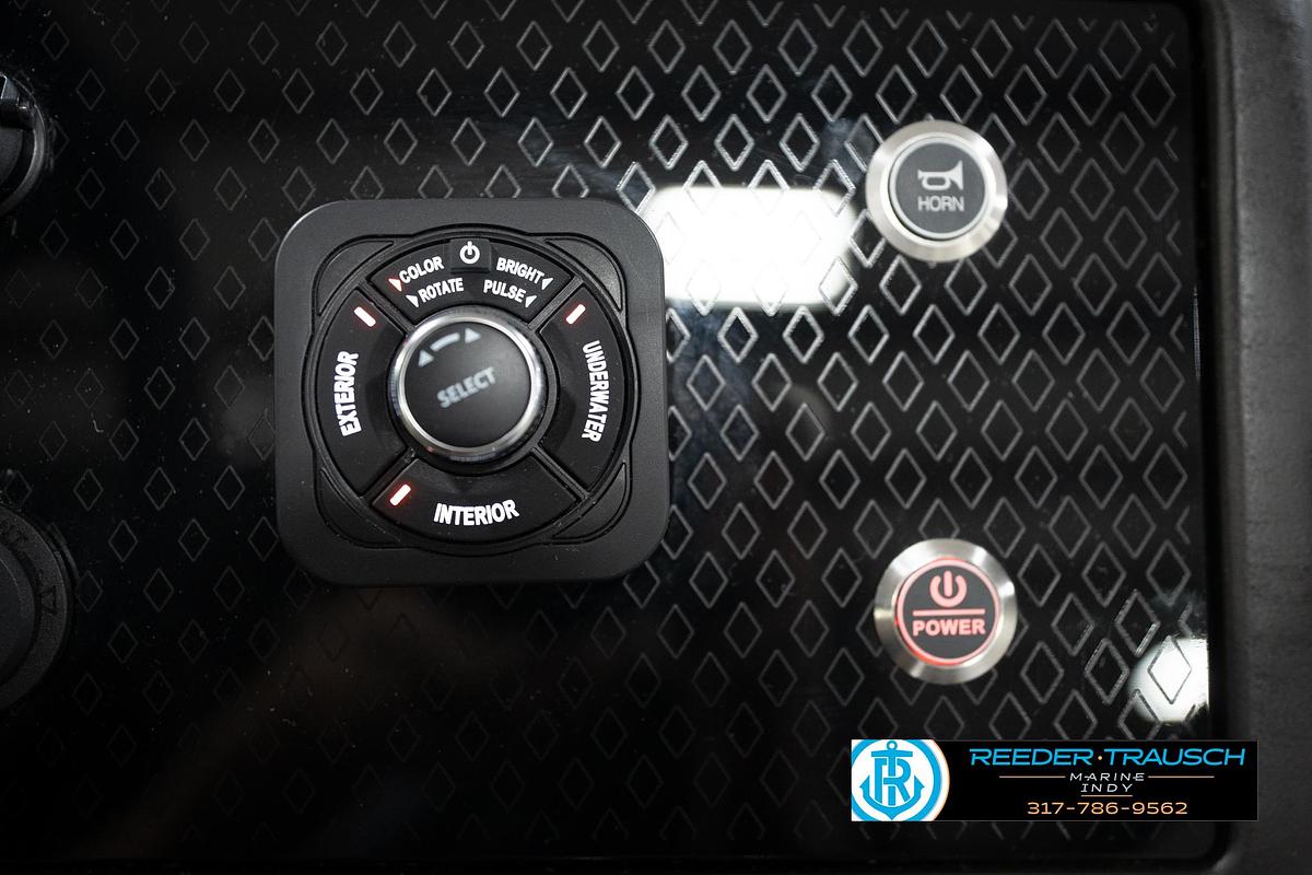 2026 Bennington 22 MSB