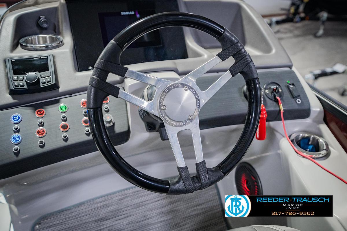 Used 2022 Bennington 23 QXFBA