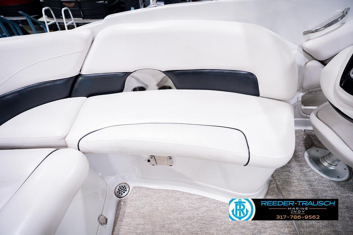 Used 2012 Crownline E4