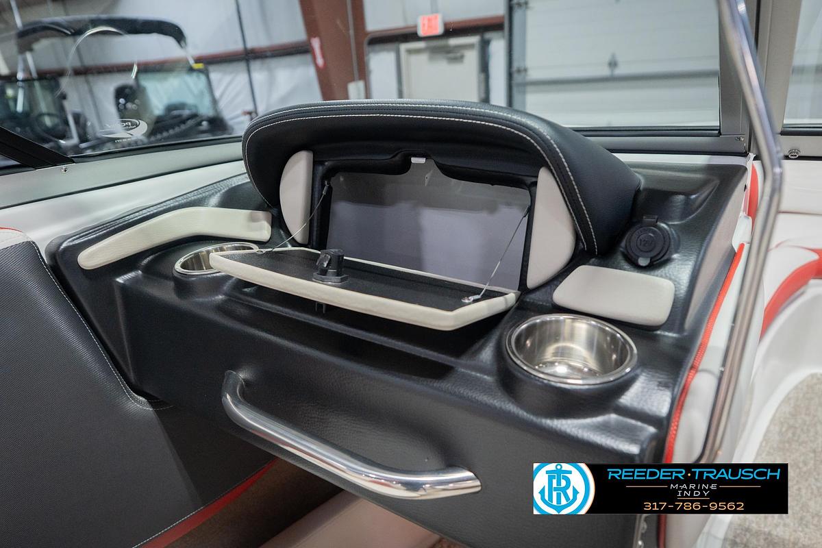 Used 2019 Crownline 215 SS