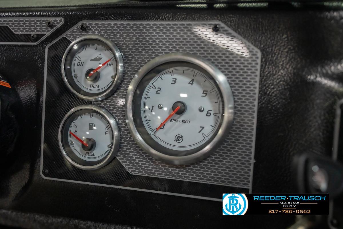 2026 Lund 2075 Impact XS